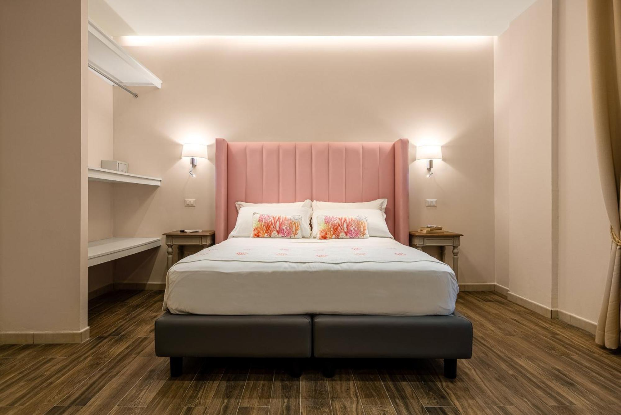 Onda Marina Suites Cagliari Eksteriør bilde